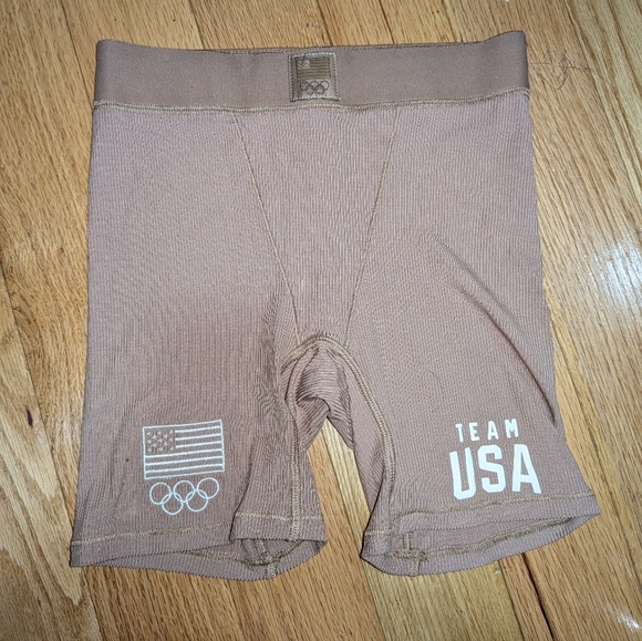 NWT SKIMS TEAM USA RIBBED BOXERS IN SIENNA - Picture 3 of 4